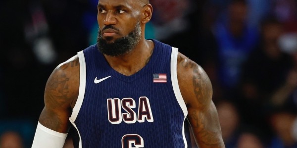 开云体育登陆入口-詹姆斯是奥运会MVP！多项数据排美国男篮队内第一！
